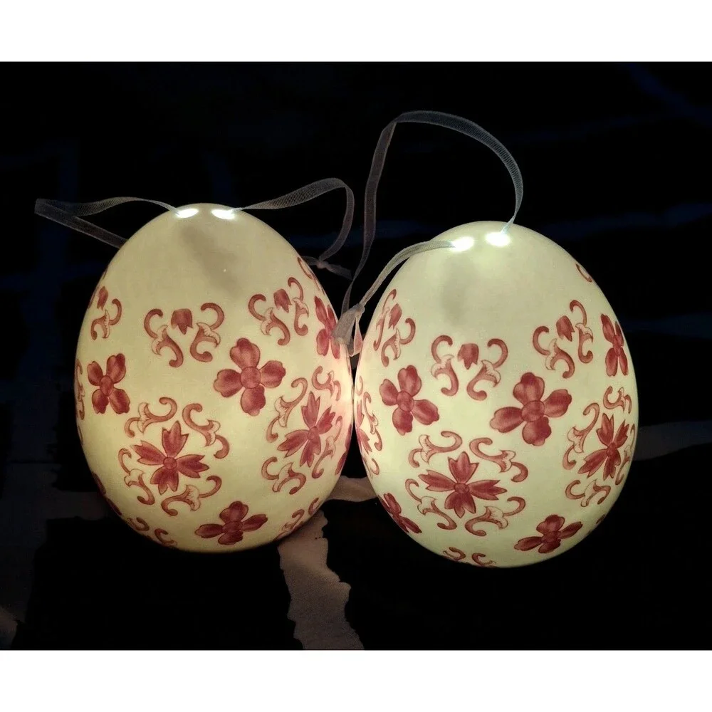 Valerie Parr Hill Red & White 2 Timed Illumination 3.5